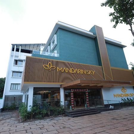 Hotel Mandarin Sky Kannur Exterior foto
