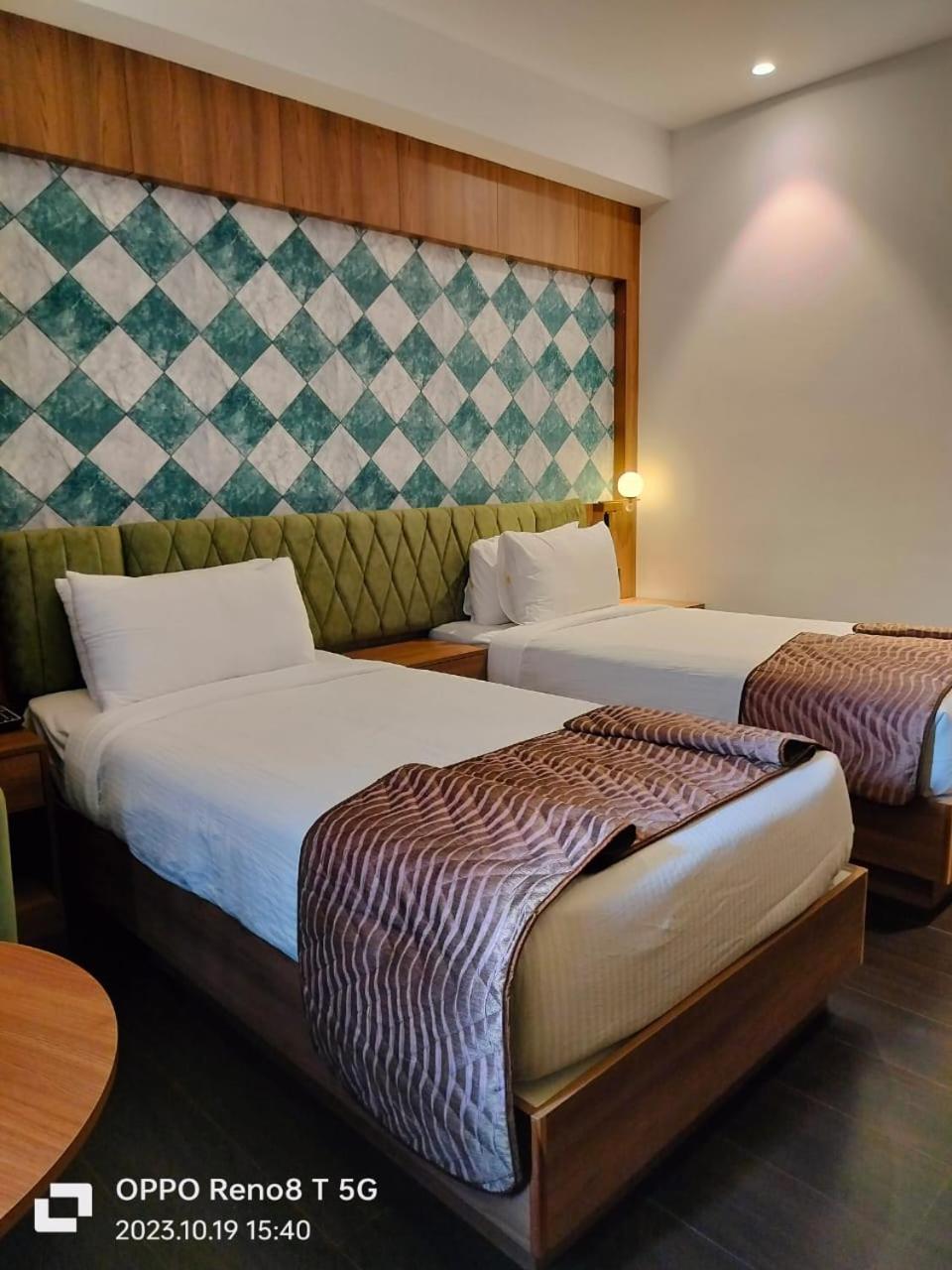 Hotel Mandarin Sky Kannur Exterior foto